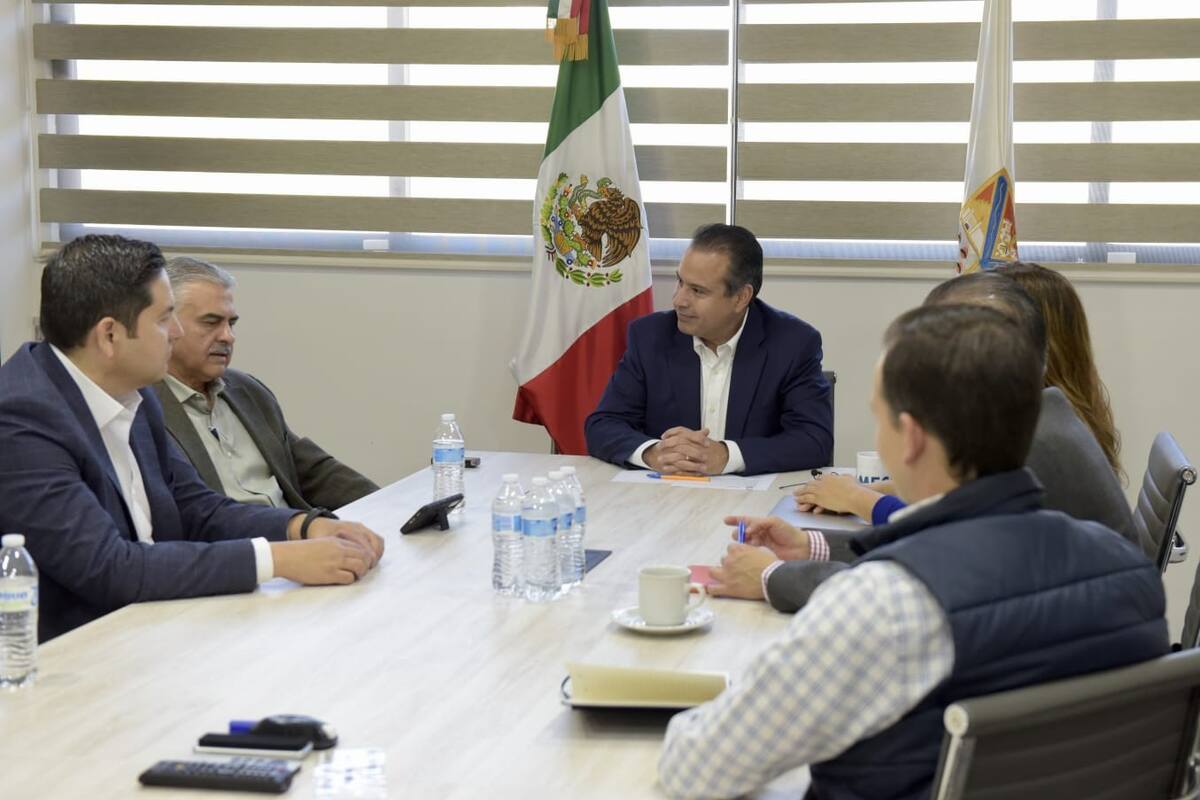 Hermosillo: Exploran Antonio Astiazarán y Barra de Abogados colaboración para apoyo a la gente