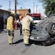Termina volcado tras chocar contra auto estacionado en el oriente de Mexicali