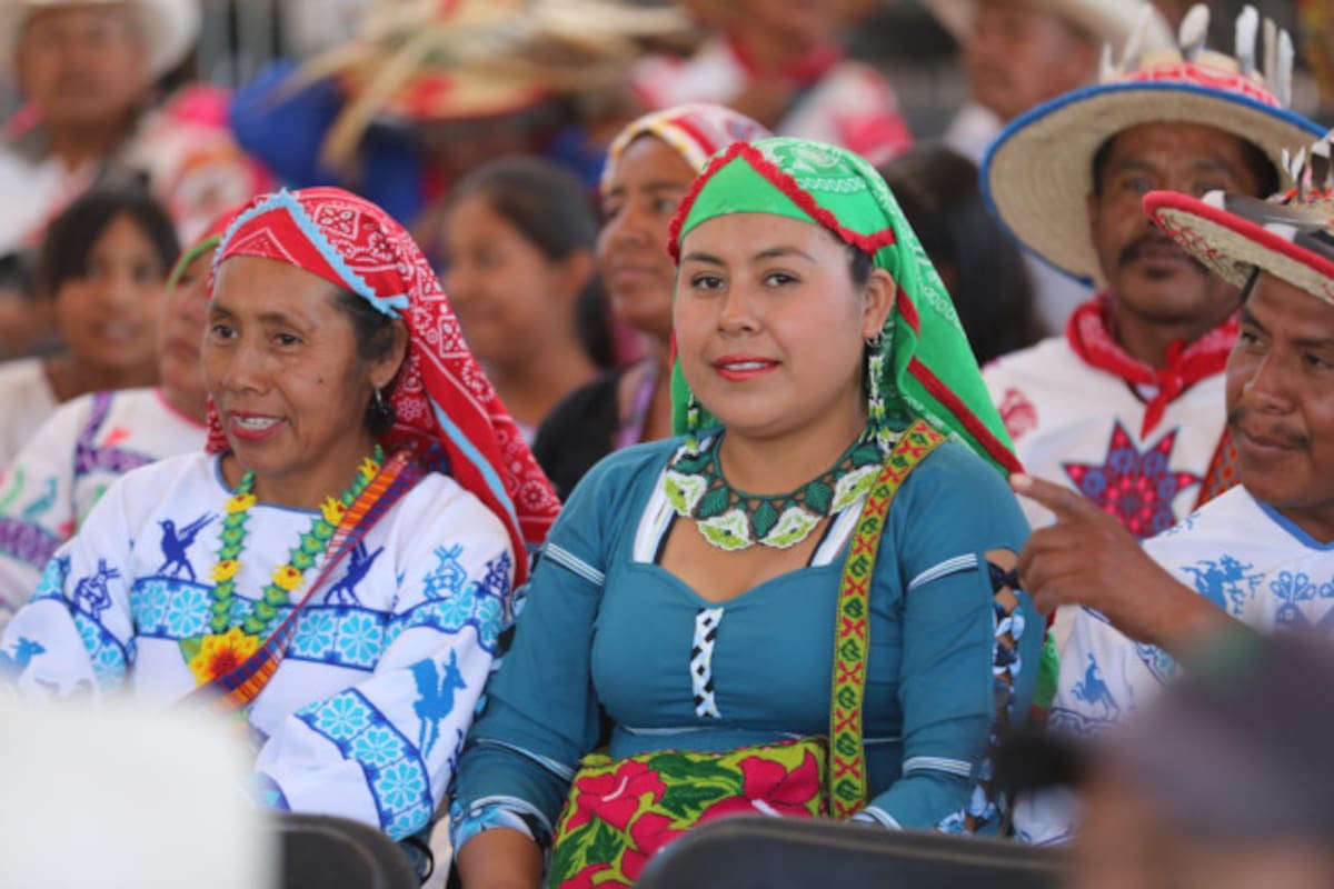 Gobierno restituye 250 hectáreas más a comunidad wixárika en Nayarit