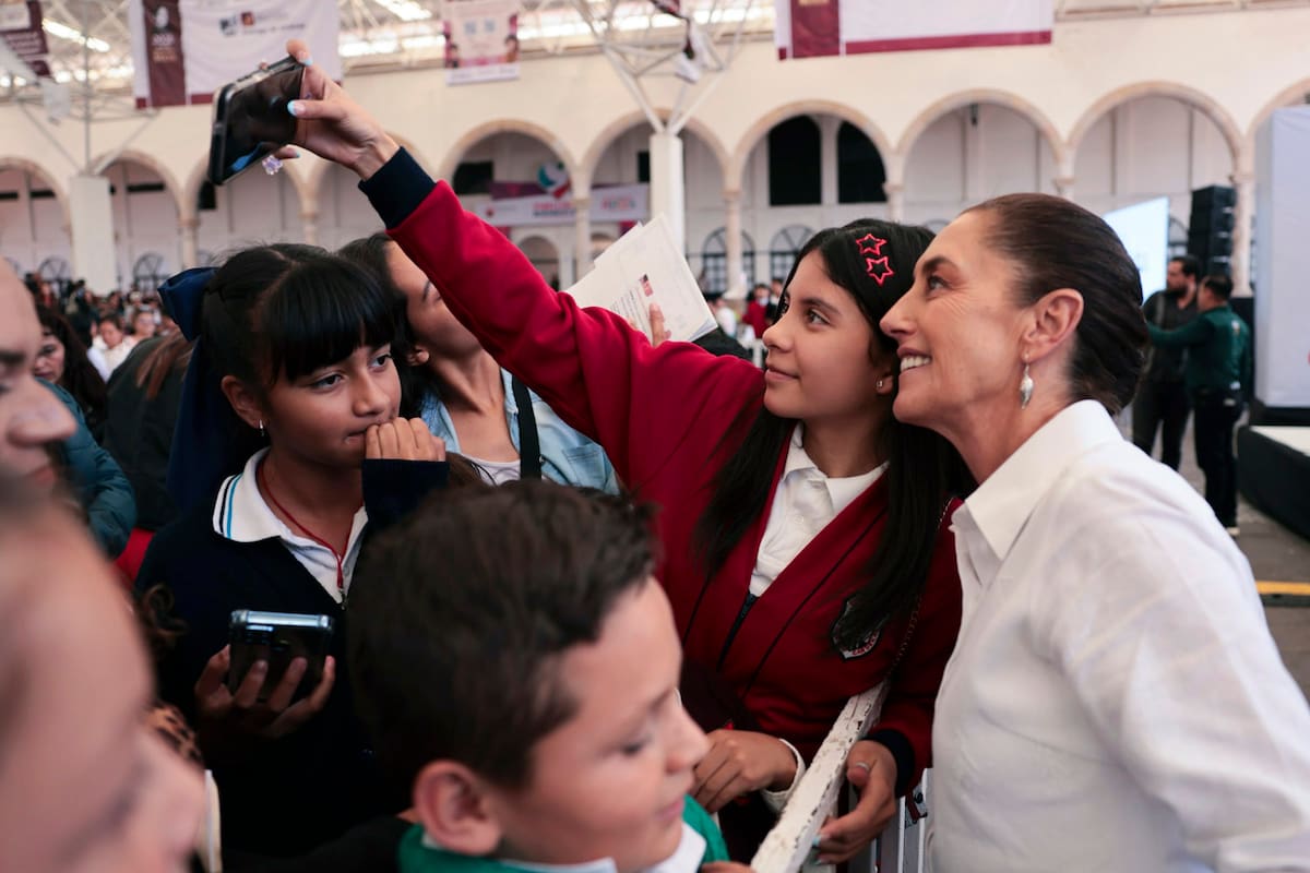 Zacatecas, Zacatecas. 12 de julio 2026. La presidenta constitucional de los Estados Unidos Mexicanos, la Doctora Claudia Sheinbaum Pardo en Becas para el Bienestar. | Foto: Gabriel Monroy/Presidencia