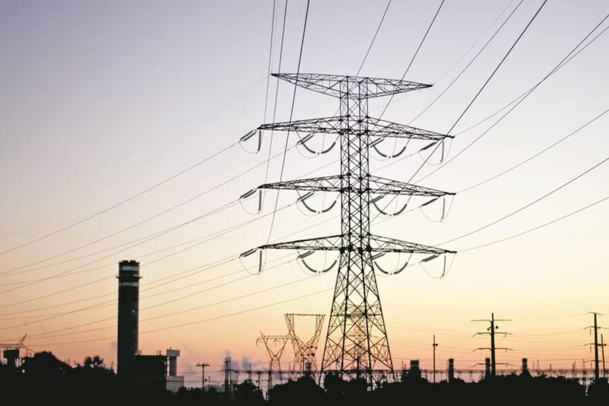 AMLO presentará iniciativa para regresar la legislación anterior a la reforma energética