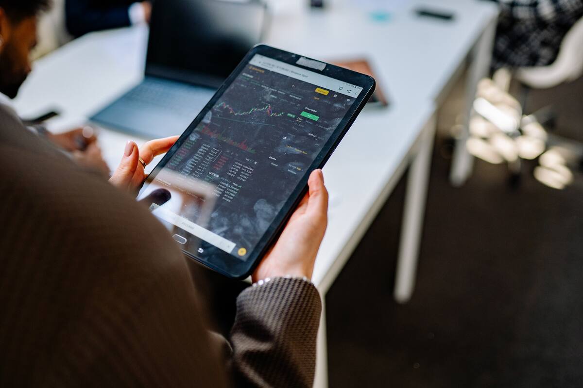 La tecnología impulsa la independencia económica: Consejos para aprovecharla
