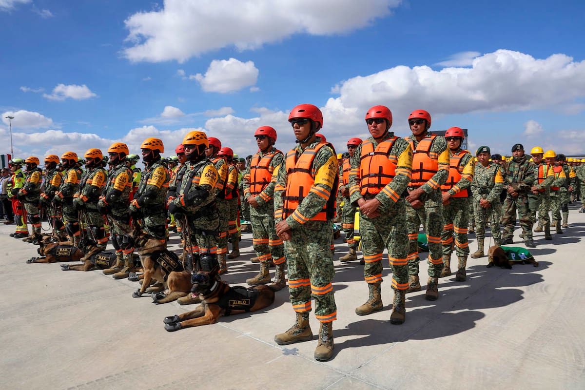 Zumpango, Santa Lucía, Estado de México, México, 27 de noviembre de 2025. La doctora Claudia Sheinbaum Pardo, presidenta Constitucional de los Estados Unidos Mexicanos en el reconocimiento a las y los servidores públicos por apoyo tras lluvias.