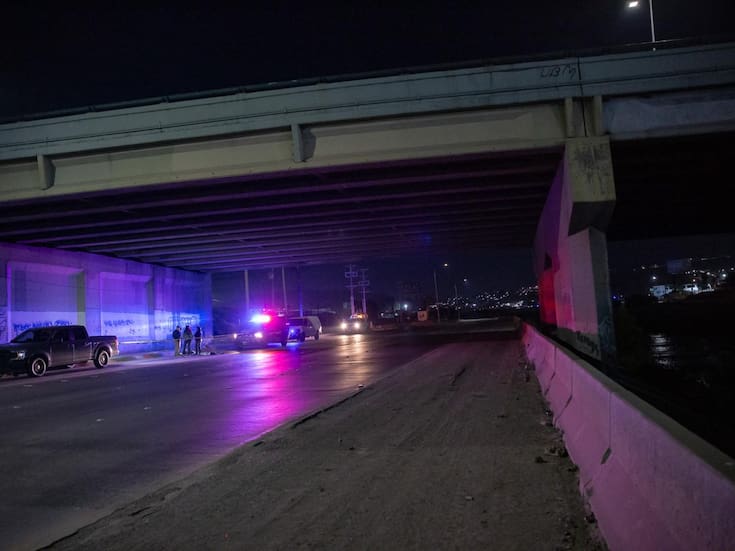 Noche del jueves y madrugada del viernes dejan encobijado, volcadura y fuerte incendio en Tijuana