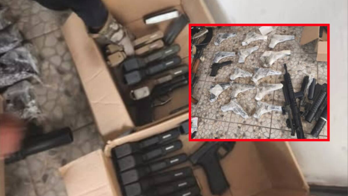 Cateo revela arsenal de guerra en zona residencial de Culiacán: 114 armas largas, granadas y vehículos blindados con ponchallantas