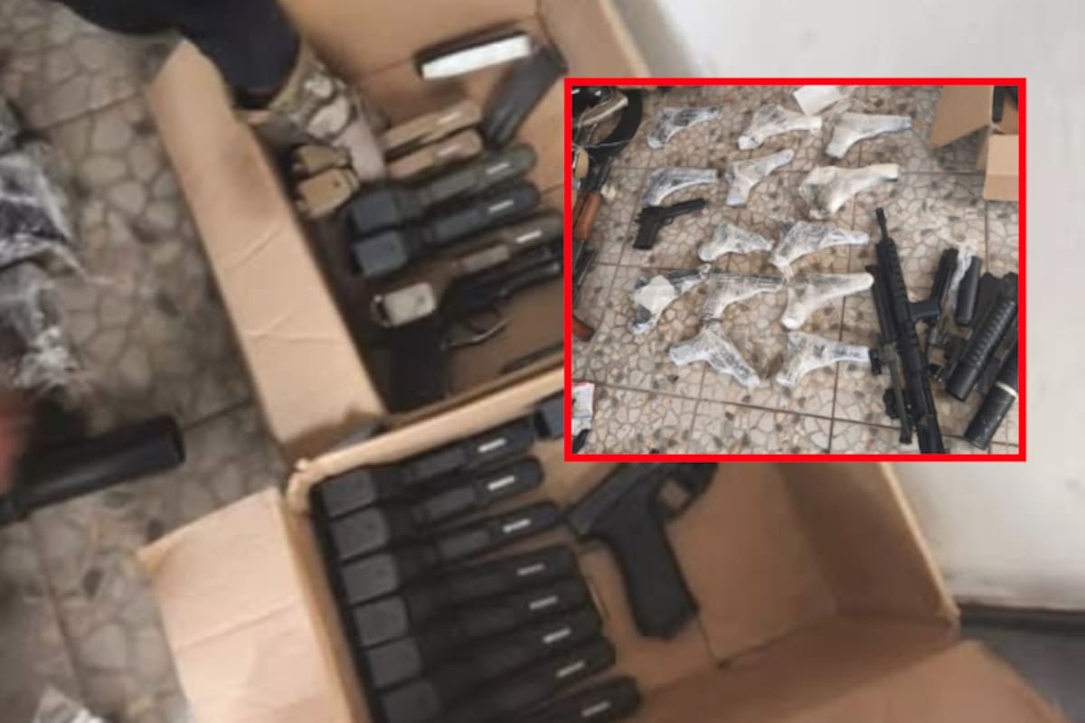 Cateo revela arsenal de guerra en zona residencial de Culiacán: 114 armas largas, granadas y vehículos blindados con ponchallantas