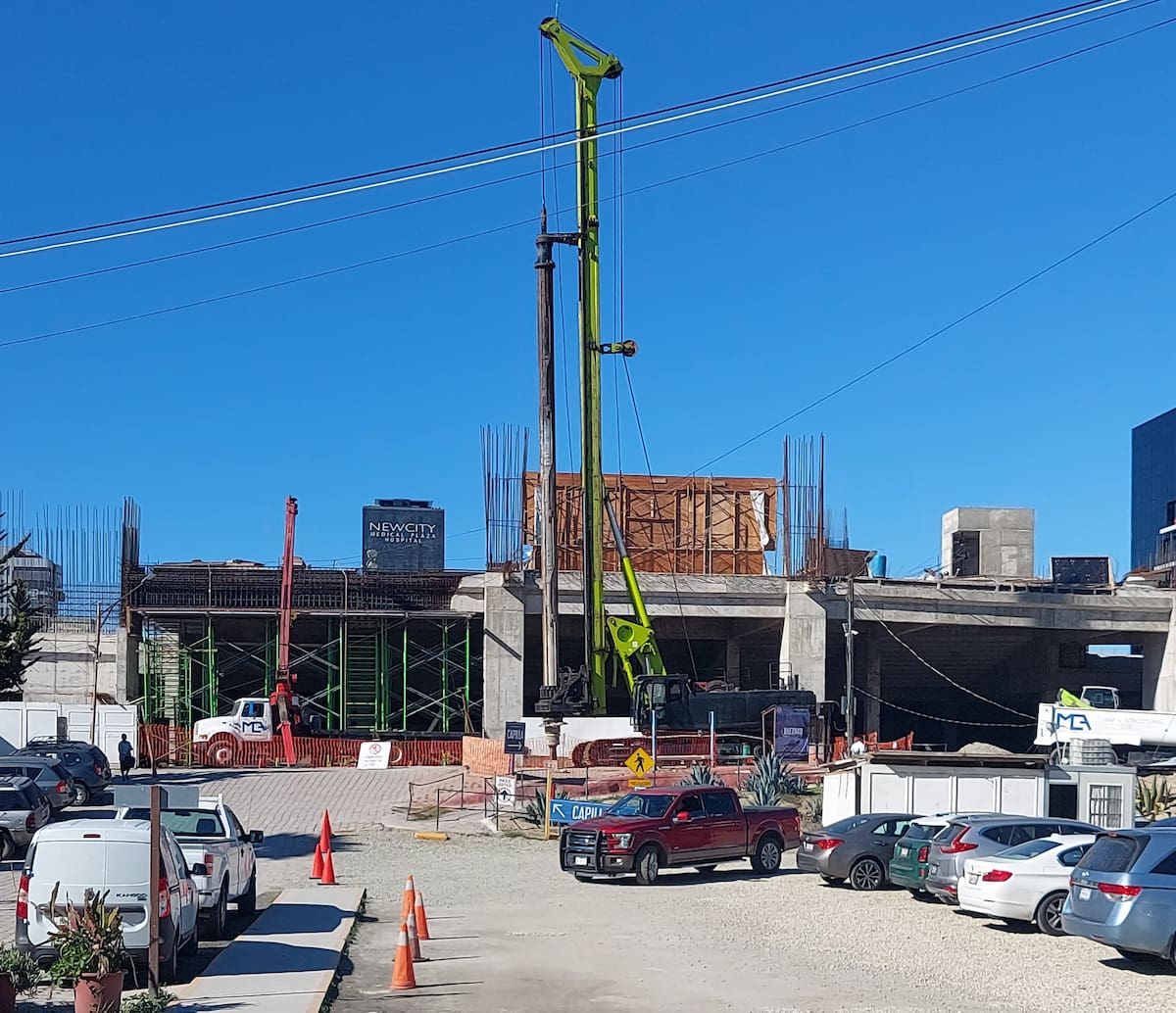 La obra presenta un avance del 40 % y se prevé que la tercera etapa concluya en la primera semana de diciembre. Foto: Cortesía