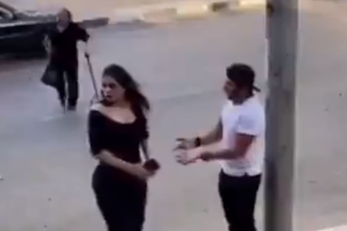 Discusión de pareja en la calle se hace viral por su sorprendente final