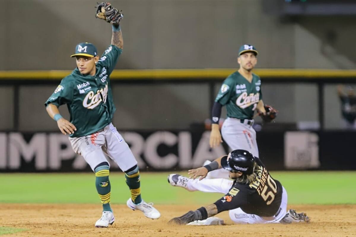 Los Cañeros de Los Mochis se llevan el tercer juego de la serie contra Naranjeros con un 6-3