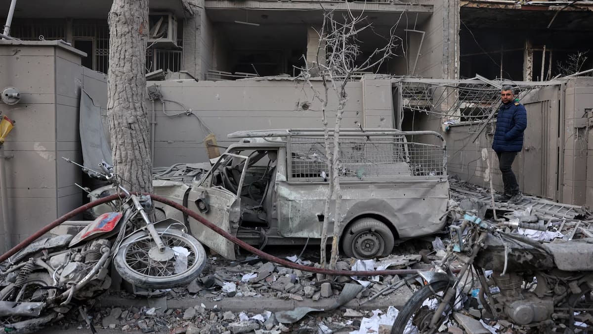 Activos considerados refugio, como el dólar y el oro, registraron movimientos ante la volatilidad internacional. /Reuters