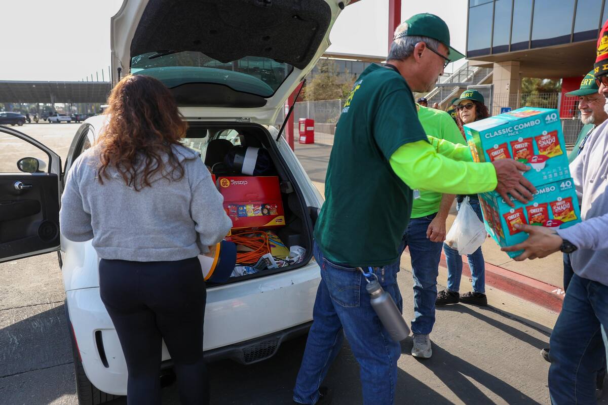 Para los afectados se establecieron dos puntos de evacuación por parte de la Cruz Roja de Estados Unidos. Foto: Abdiel Ortega