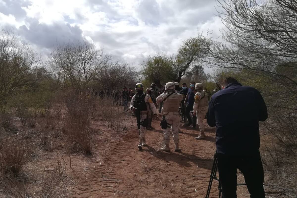 Madres buscadoras localizan fosas clandestinas al oriente de Ciudad Obregón