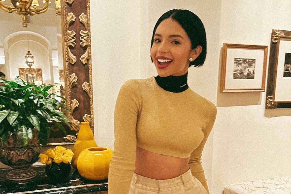 Ángela Aguilar aparece con marcado escote en Instagram