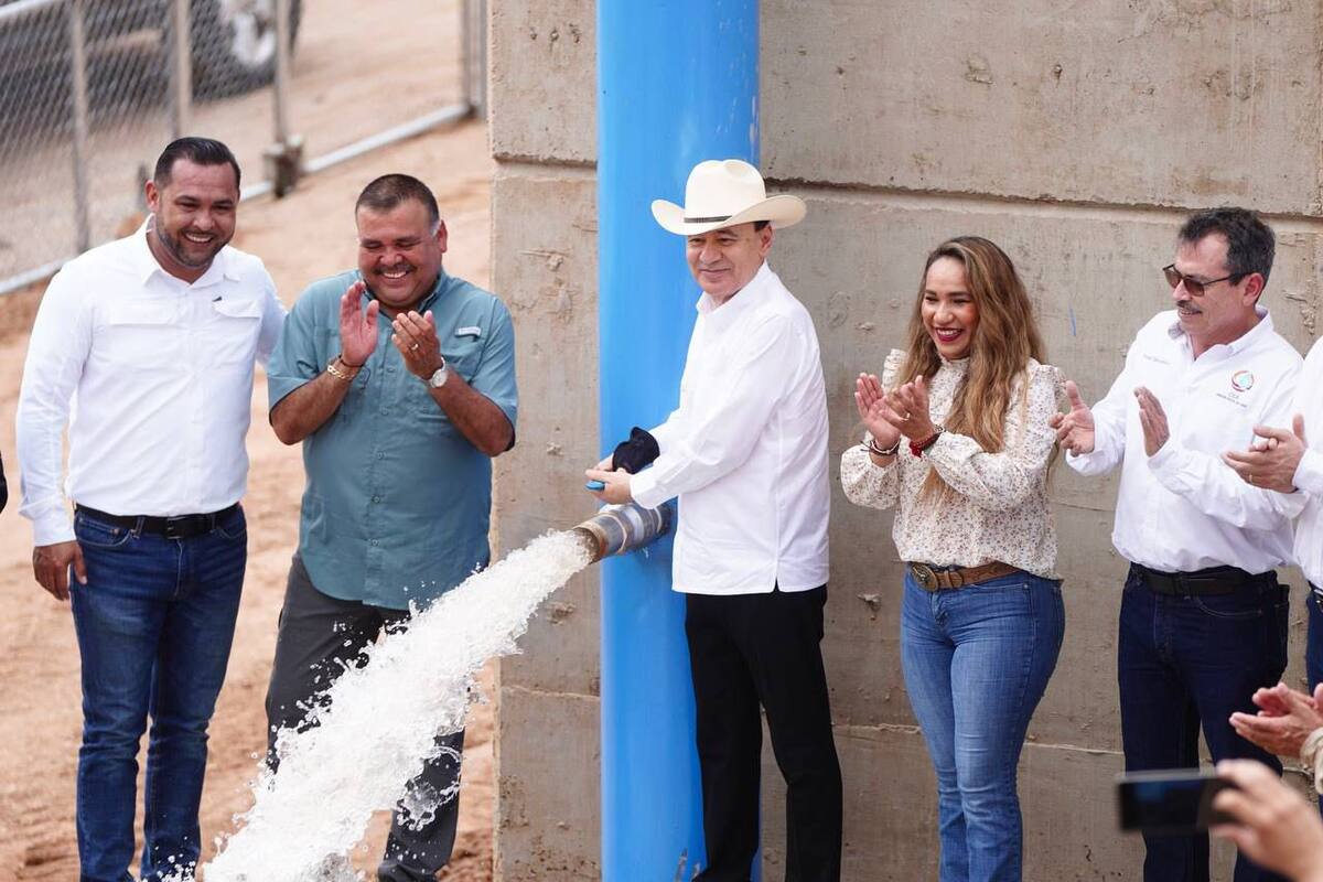 Inaugura gobernador Alfonso Durazo Montaño acueducto Macoyahui-Álamos