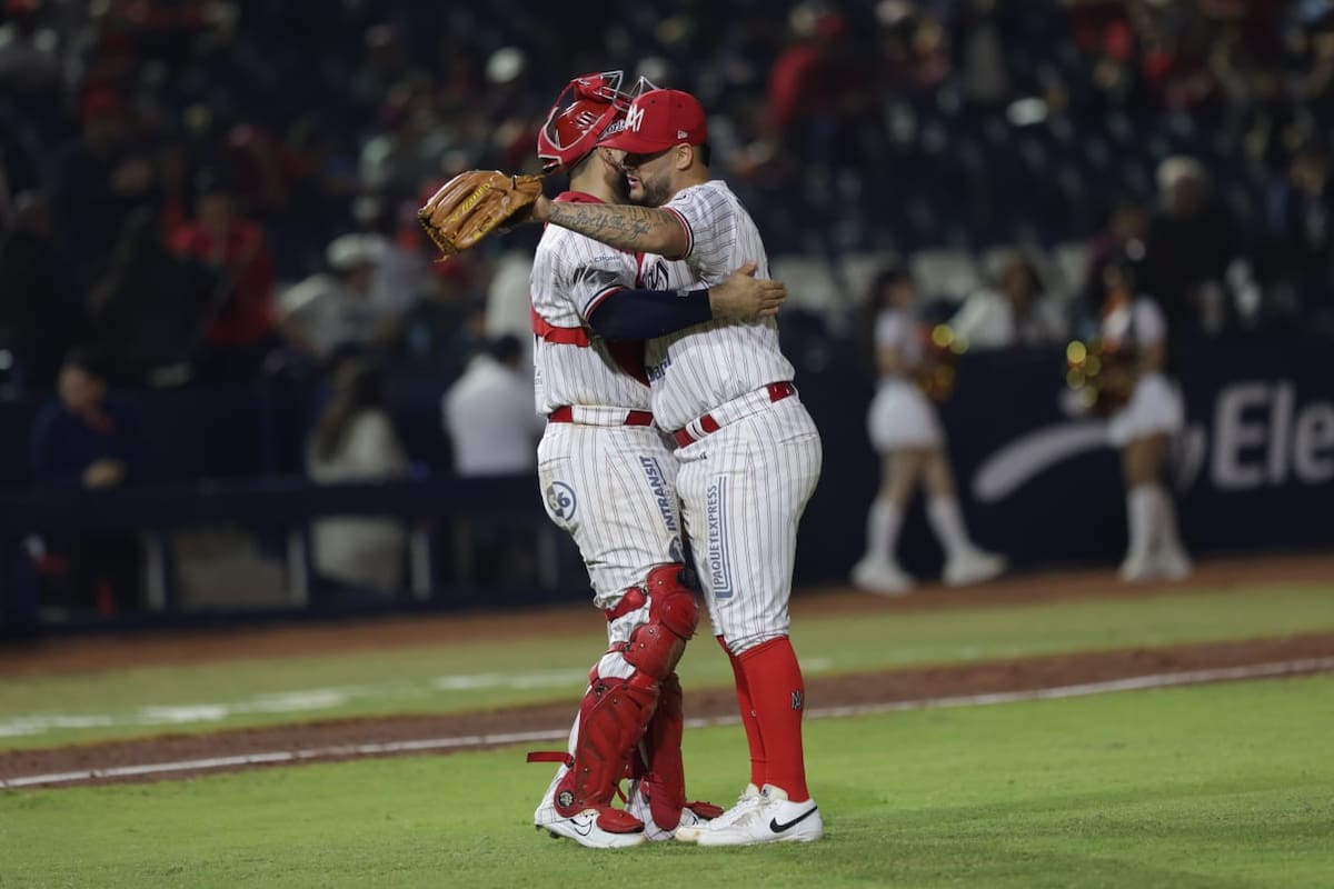 Águilas demuestra su poder ofensivo y humilla a Guasave