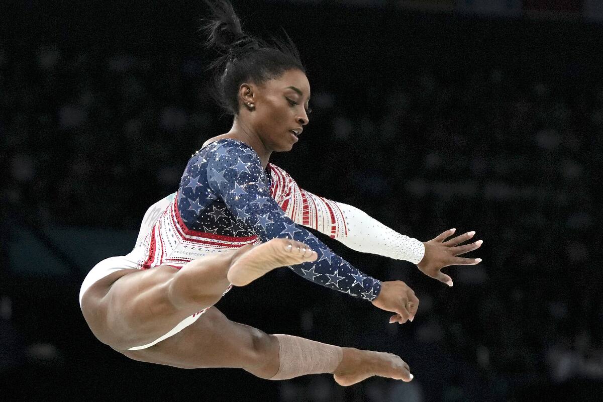Madre de Simone Biles reaparece y busca su perdón por abandonarla en su infancia