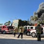 Fuerte incendio consume fábrica de plástico en el Ejido Mariano Matamoros en Tijuana
