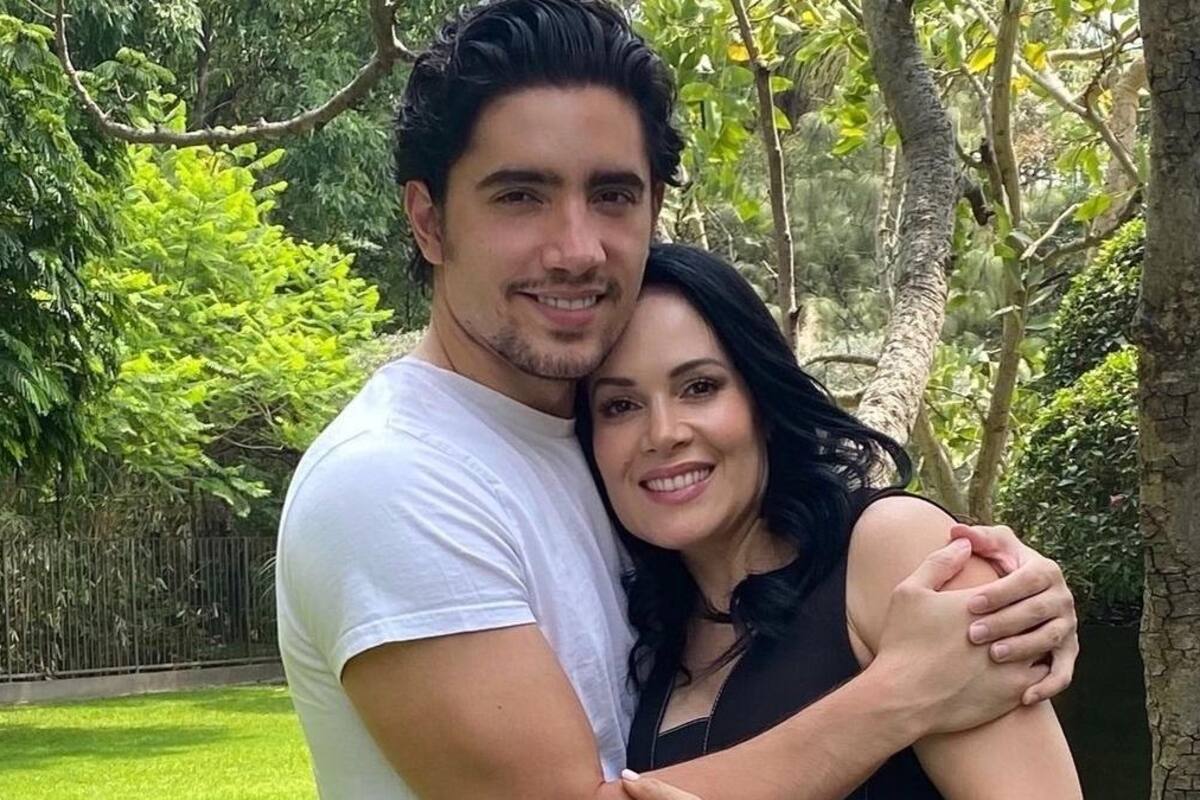Alex Fernández celebró los 50 años de su mamá y le dedicó emotivo mensaje