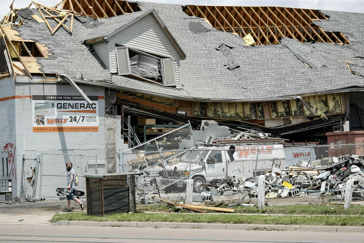 Azotan tornados Ohio e Indiana en EU