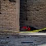 Encuentran a joven maniatado y con una bolsa en la cabeza en casa abandonada de Mexicali