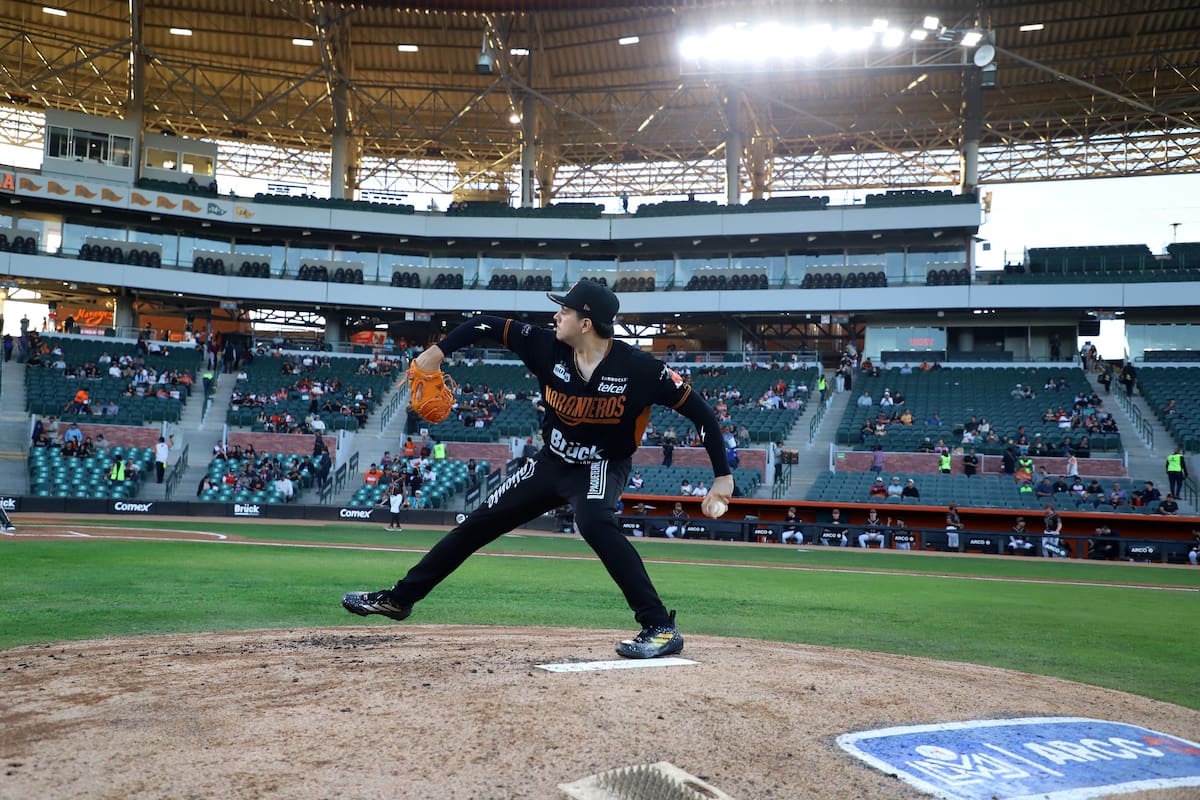 Omar Cruz lanzó 4.2 innings. (Foto: Cortesía Naranjeros)