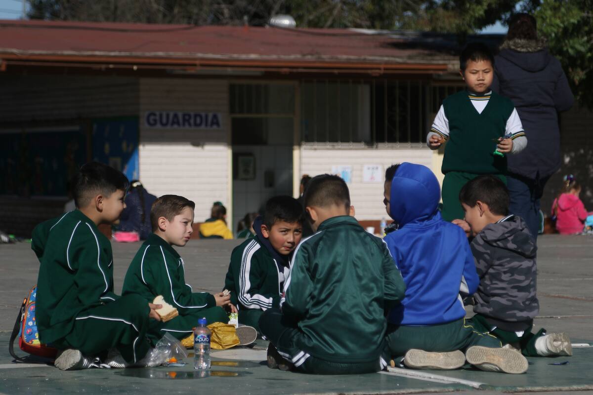 Piden a padres supervisar a sus hijos