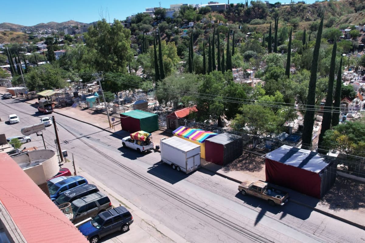 Comienzan a instalarse vendedores ambulantes en calle Reforma de Nogales