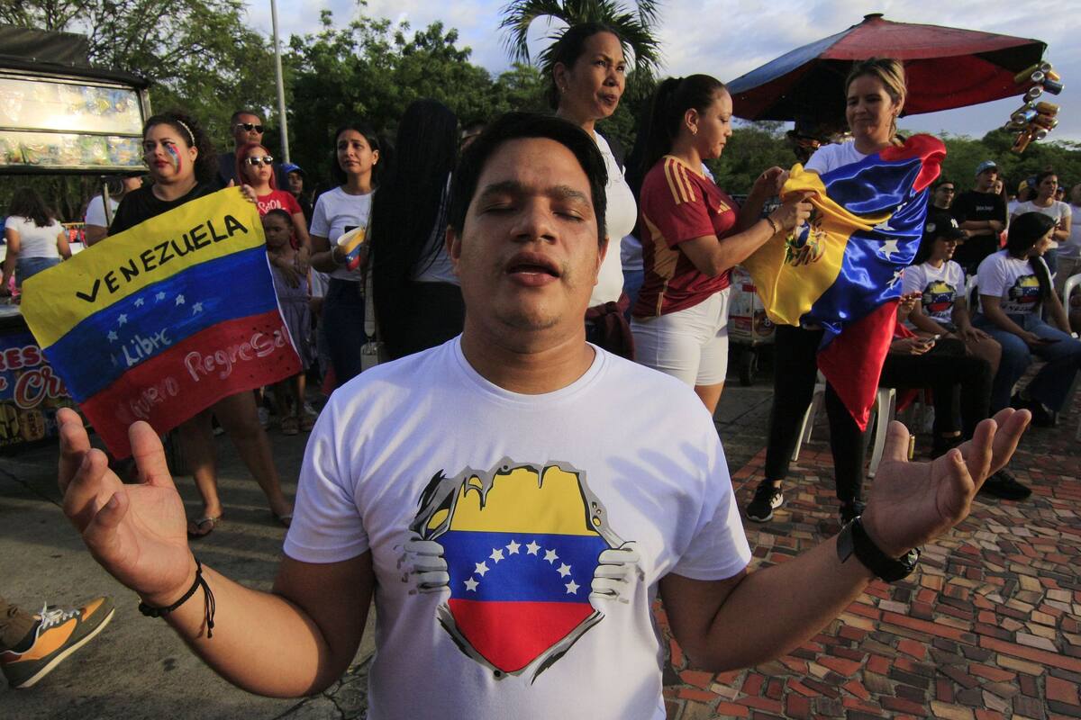 Primer boletín de las elecciones en Venezuela mantiene a sus ciudadanos en espera de un cambio o continuidad en el poder