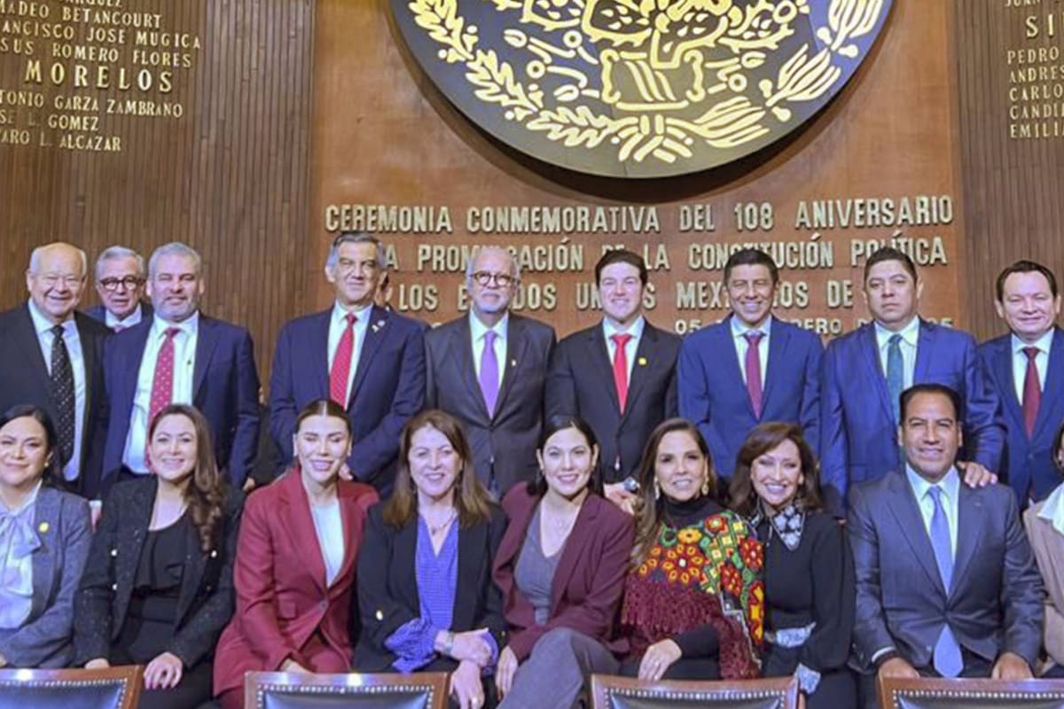 “Ya te arreglaste”: Samuel García recibe críticas en redes tras asistir a acto de la Constitución en Querétaro