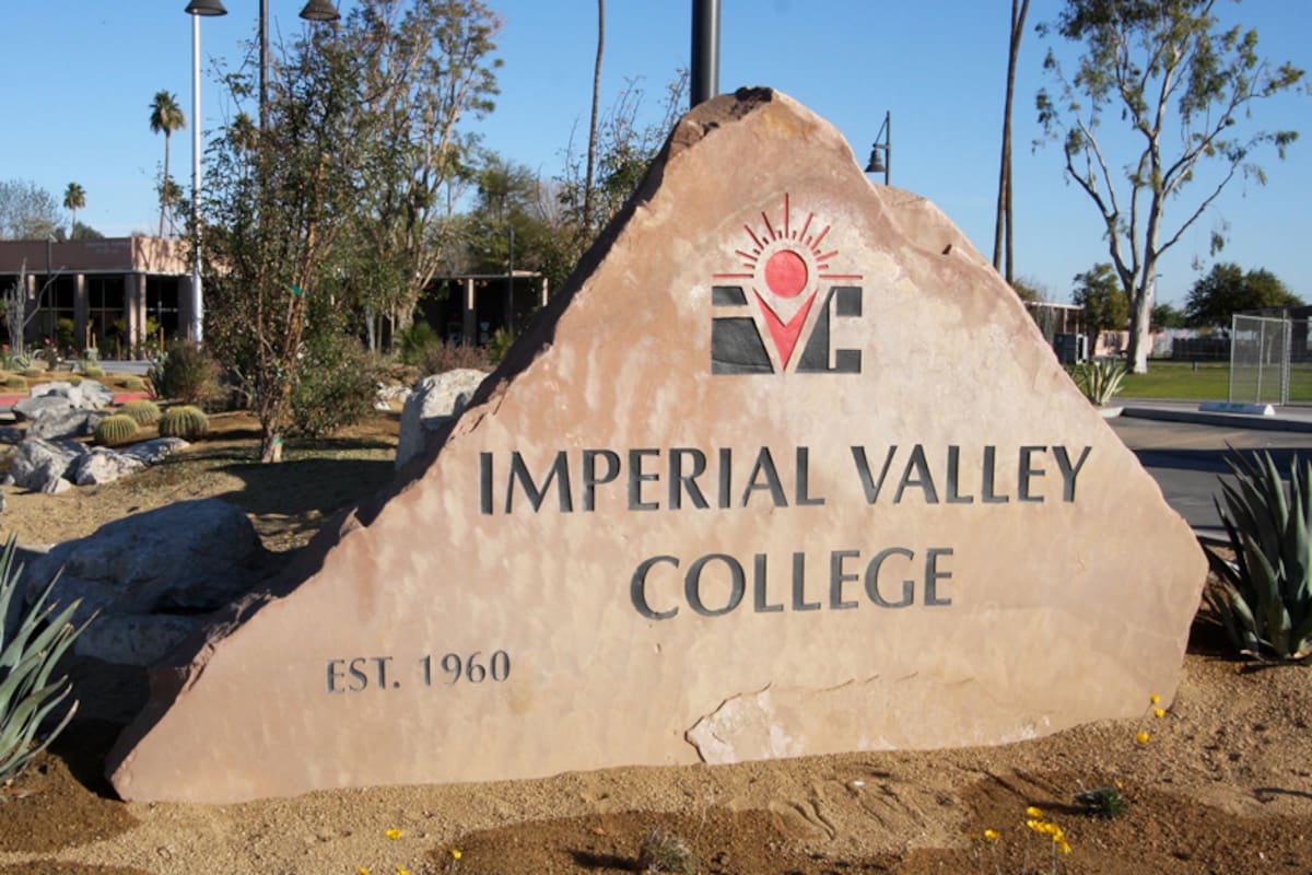 Subirá de forma extraordinaria el impuesto para pagar bonos del Colegio de Valle Imperial