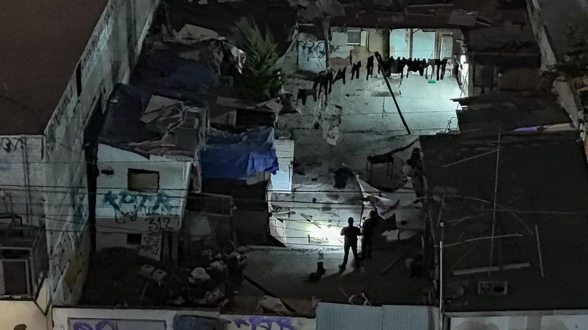Dos hombres fueron encontrados con impactos de bala dentro de un predio; la Fiscalía General del Estado inició las investigaciones correspondientes. Foto: Cortesía