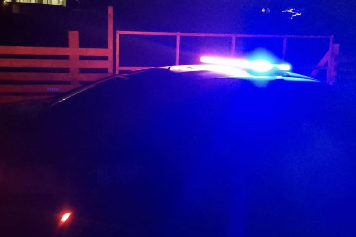 Conductor encapuchado dispara contra agentes en Valle de la Trinidad