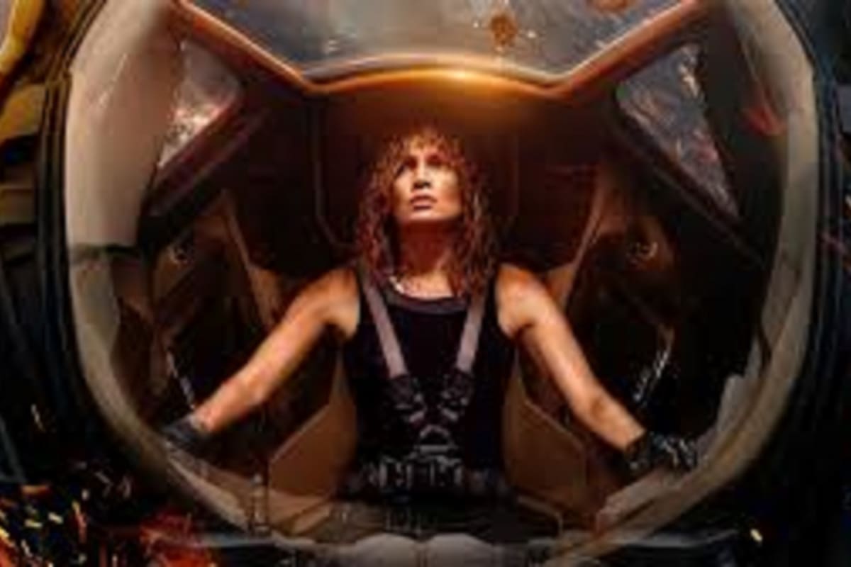 Jennifer Lopez estrena nueva cinta ‘Atlas’ en Netflix