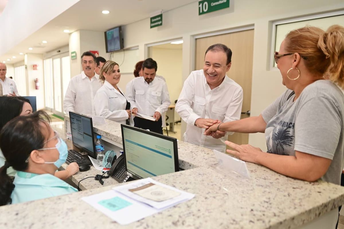 El Gobierno de Sonora impulsa mil becas para capacitar a médicos y mejorar la atención en salud pública. FOTO: ESPECIAL