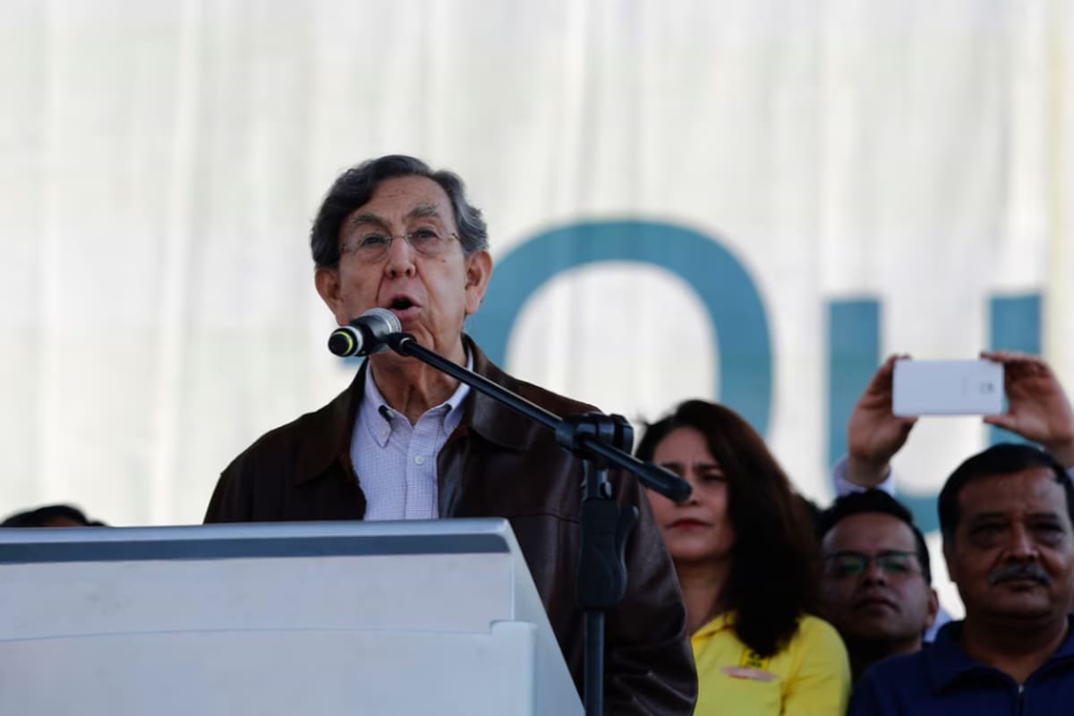 Lázaro Cárdenas Batel recuerda a su padre como una figura decisiva para México, mientras confirma que los funerales de Cuauhtémoc Cárdenas se realizarán únicamente con familiares y amigos
