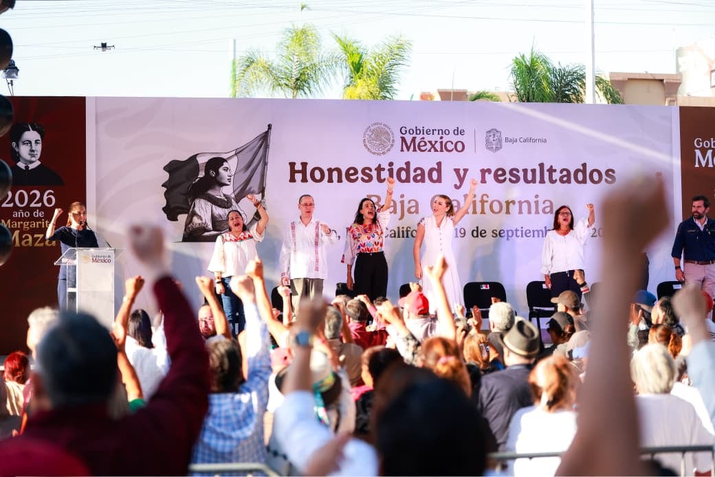 La presidenta Claudia Sheinbaum Pardo habló en Tijuana sobre los proyectos para Baja California, entre ellos la planta desaladora de Playas de Rosarito y obras de infraestructura. Foto: Cortesía