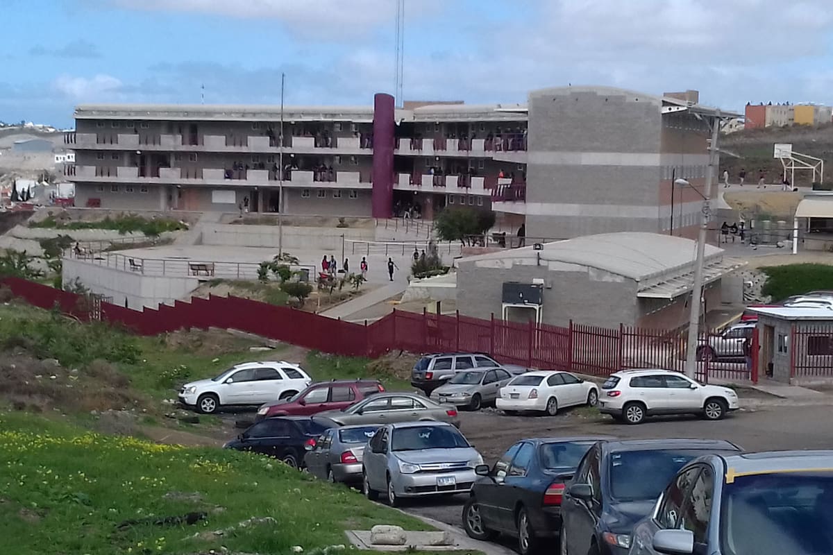 Muere estudiante dentro del Cecyte La Presa en Tijuana