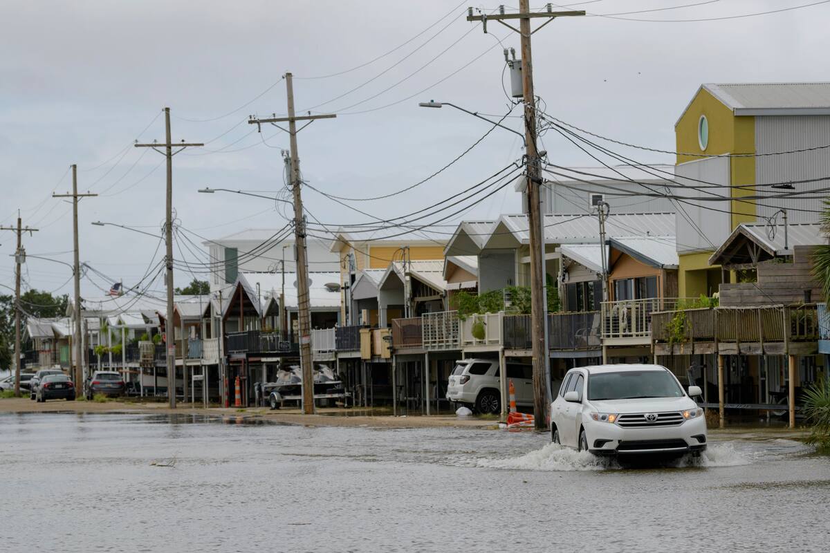 Tormenta tropical "Barry" se acerca a Luisiana