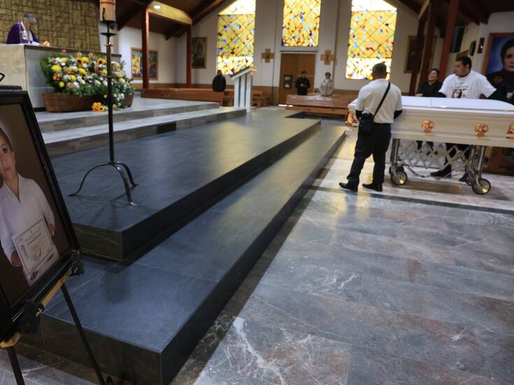 Dan el último adiós a Indra Dafne, víctima de feminicidio en la colonia El Laurel