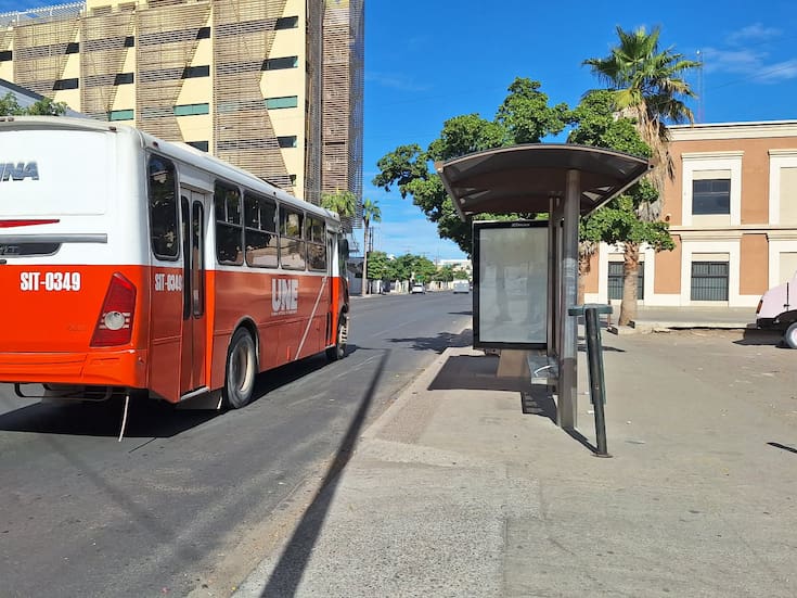 Choferes que no se detienen ante la seña de los estudiantes, exponen principales inconformidades del transporte urbano en Hermosillo