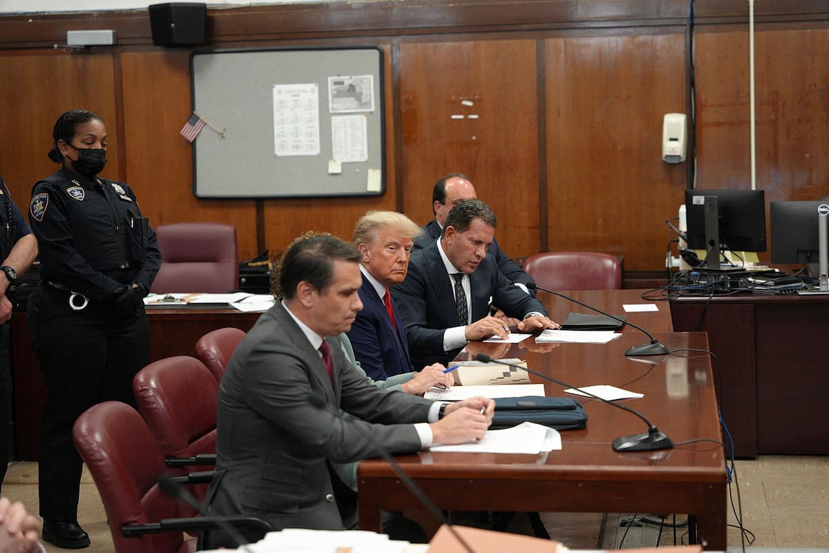 El expresidente de EE.UU., Donald J. Trump se presenta ante el juez del tribunal neoyorquino de Manhattan Juan Manuel Merchan en Nueva York (EE.UU.). EFE/EPA/CURTIS MEANS POOL