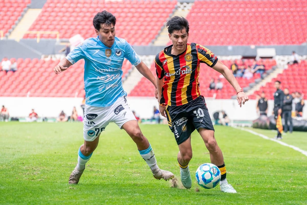 Brigido brilló con Leones Negros