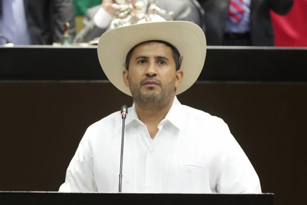 El alcalde advirtió que las bandas criminales en el municipio “están fuertemente armadas”.