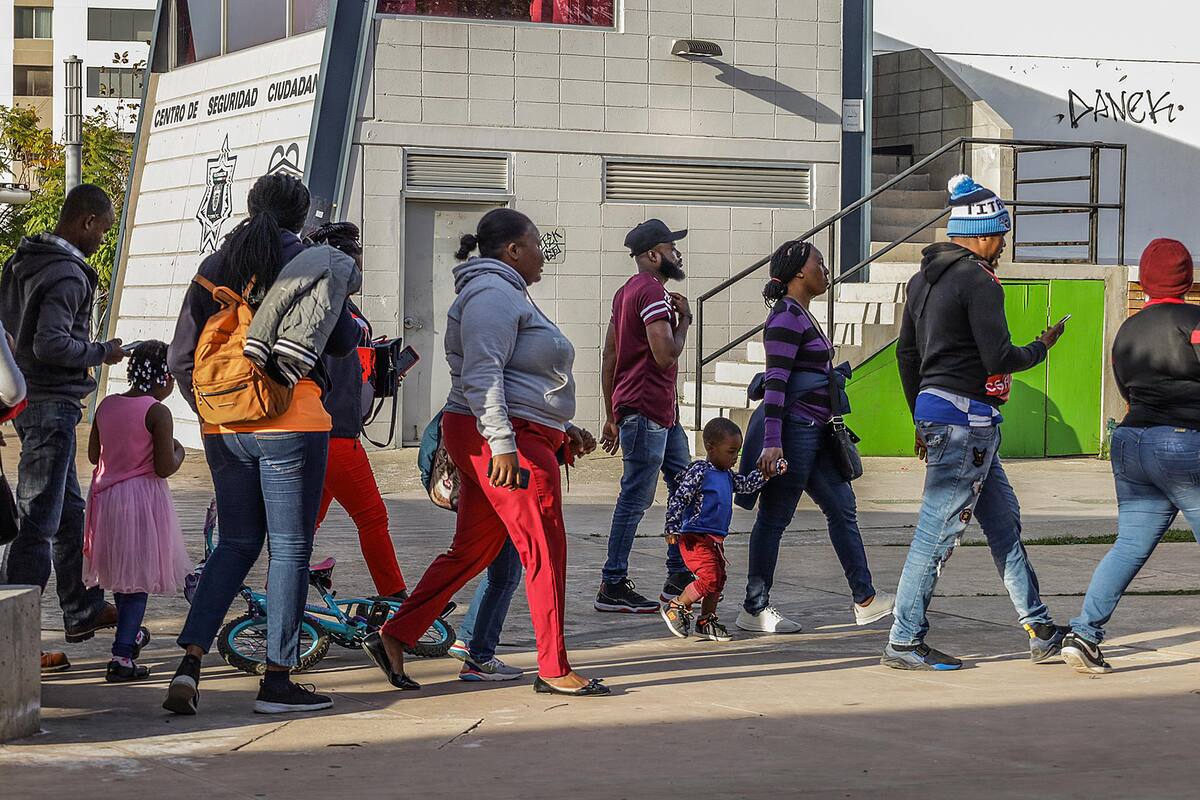 Migrantes cubanos optan por quedarse en México ante endurecimiento de políticas migratorias en Estados Unidos