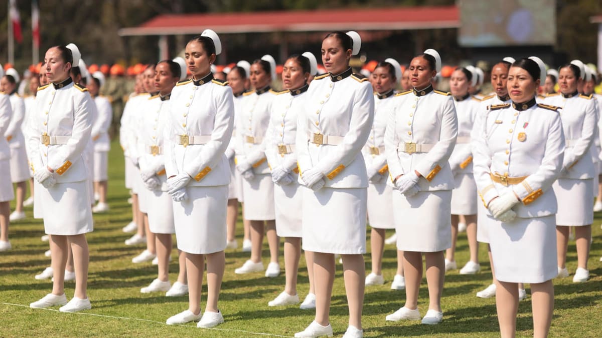 Durante la ceremonia del 8 de marzo en Campo Marte, se presentaron datos oficiales sobre la incorporación femenina en las Fuerzas Armadas. /Presidencia