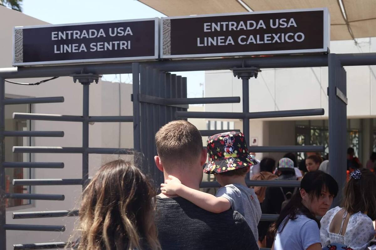 Ucranianos cruzan a EU por Mexicali