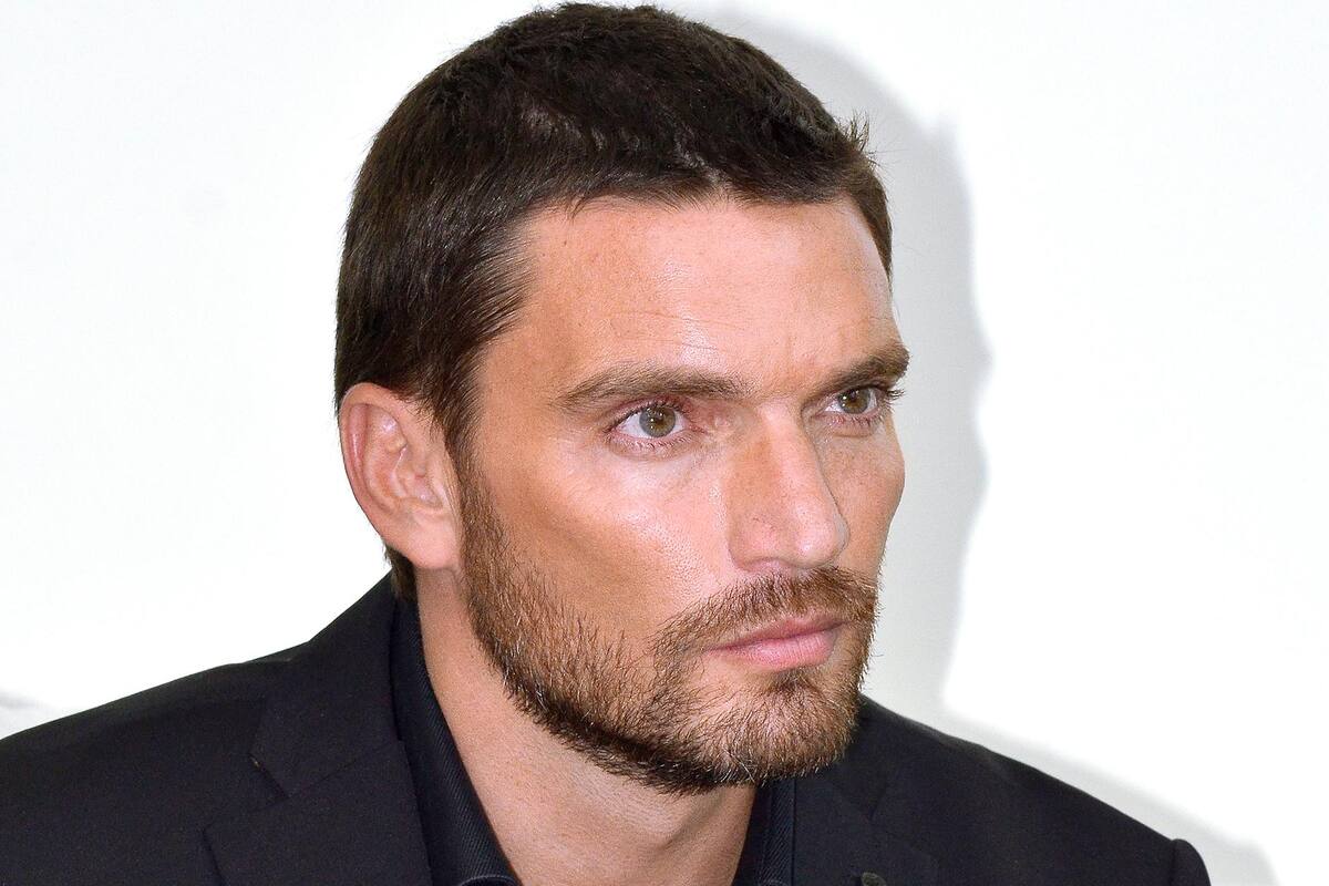 Julián Gil, sin esperanzas poder ver a su hijo esta Navidad