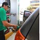 Gasolineros ganan menos de 2 pesos por litro: así se compone el precio del combustible