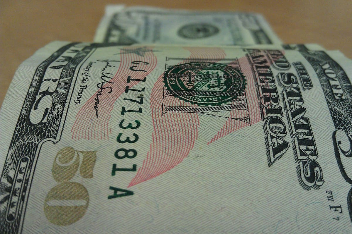 Dólar sube ligeramente en Mexicali; este viernes se vende hasta en $18.65