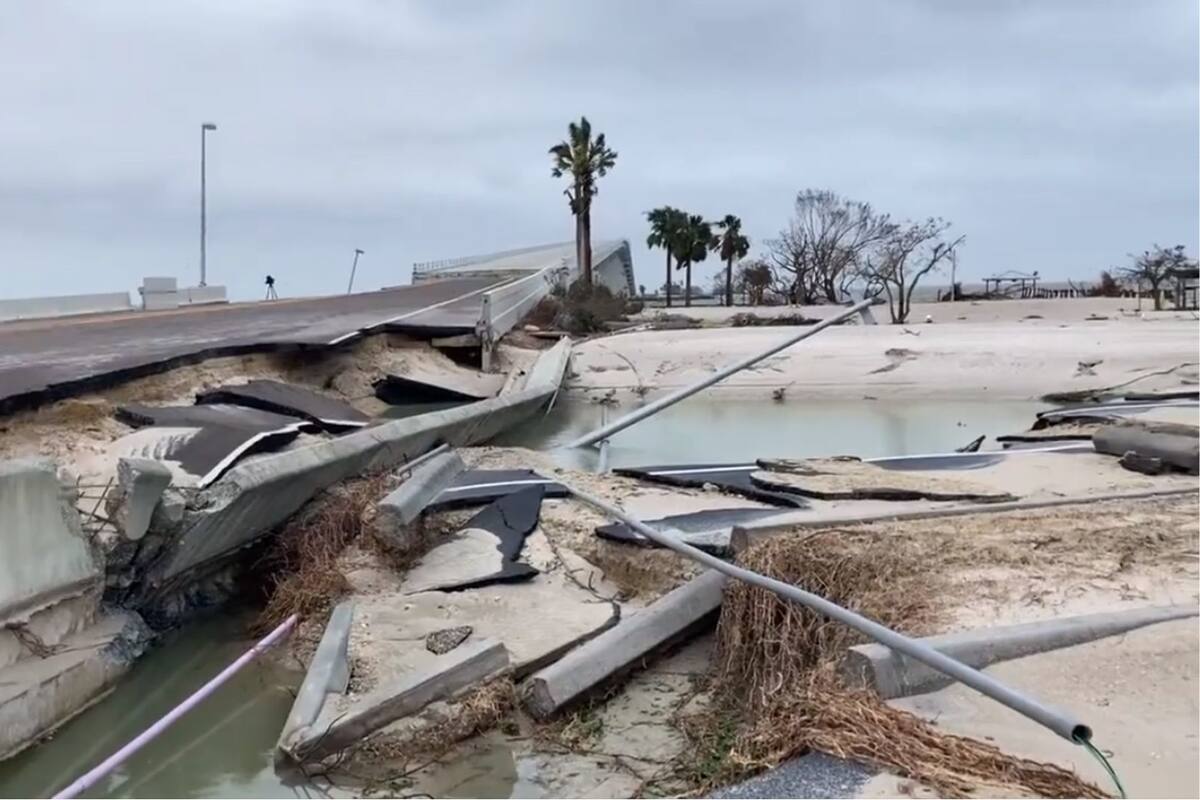 Huracán Ian destruye el puente entre Florida y la isla Sanibel